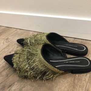 Zara Fringe Black Slip-on sz. 7